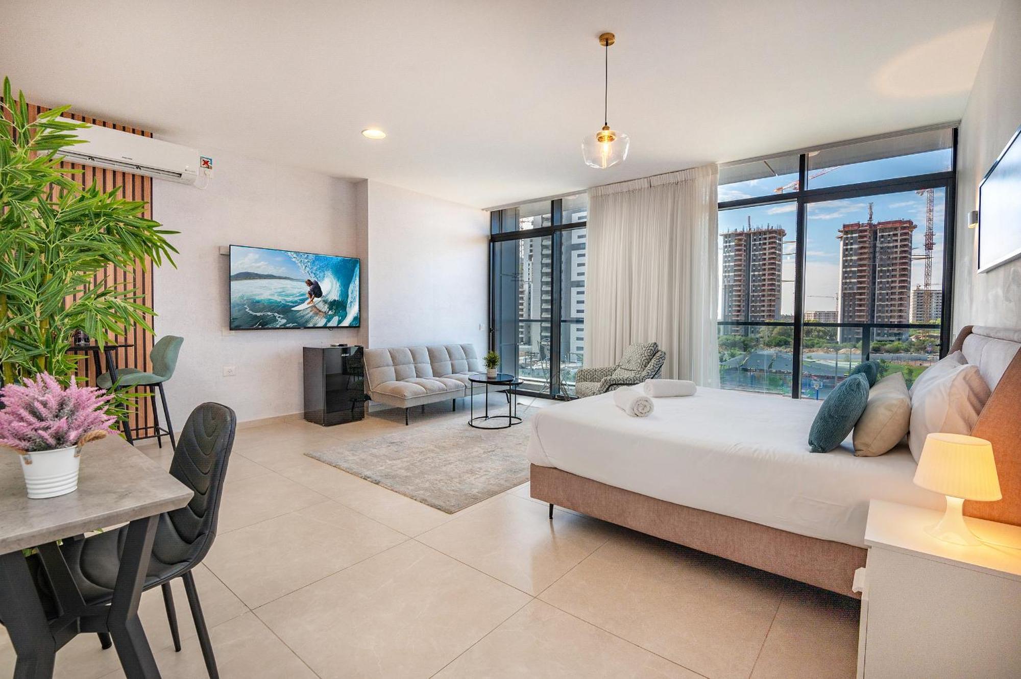 Hi-Yam Seaview Apartments & Suites - יש ממ"ד Бат-Ям Екстер'єр фото